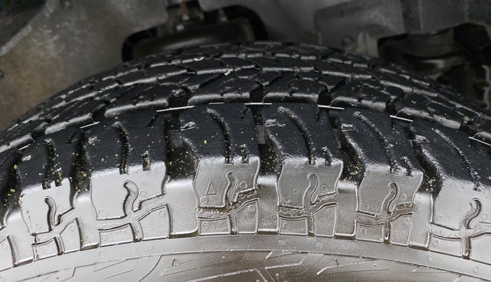 2021 Mahindra Thar LX PETROL HT 4WD AT, Petrol, Automatic, 9,473 km, Right Front Tyre Tread