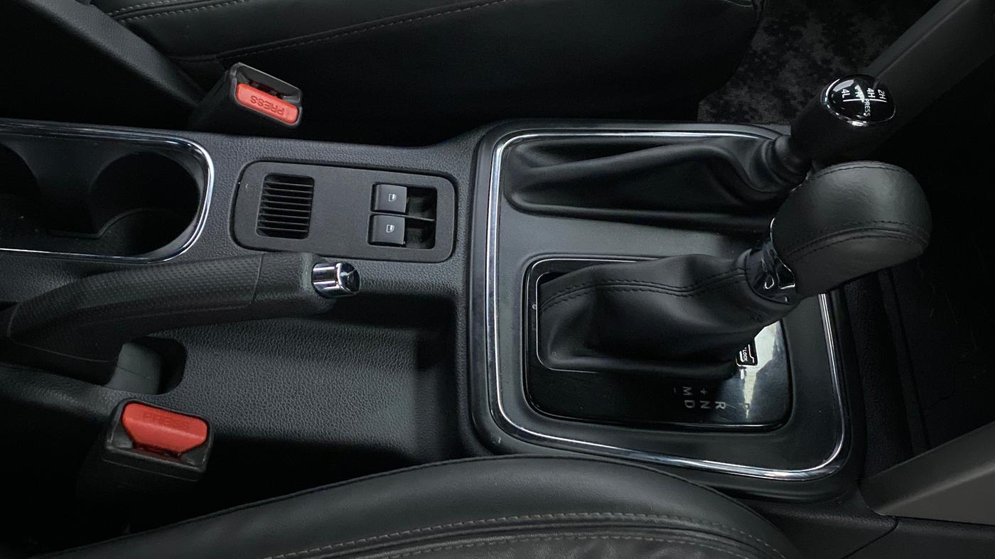 2021 Mahindra Thar LX PETROL HT 4WD AT, Petrol, Automatic, 9,473 km, Gear Lever
