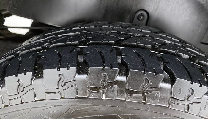 2021 Mahindra Thar LX PETROL HT 4WD AT, Petrol, Automatic, 9,473 km, Right Rear Tyre Tread