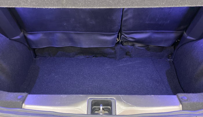 2019 Maruti New Wagon-R VXI (O) 1.0 AMT , Petrol, Automatic, 17,703 km, Boot Inside
