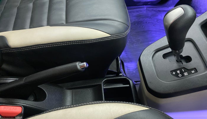 2019 Maruti New Wagon-R VXI (O) 1.0 AMT , Petrol, Automatic, 17,703 km, Gear Lever