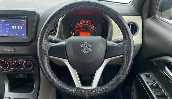 2019 Maruti New Wagon-R VXI (O) 1.0 AMT , Petrol, Automatic, 17,703 km, Steering Wheel Close Up