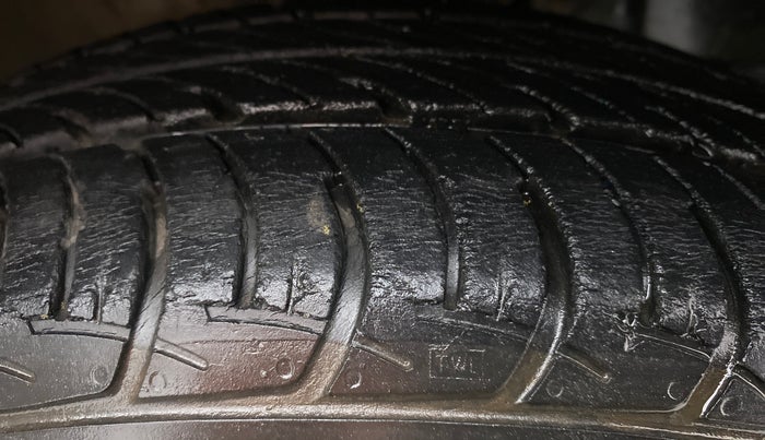 2019 Maruti New Wagon-R VXI (O) 1.0 AMT , Petrol, Automatic, 17,703 km, Right Front Tyre Tread