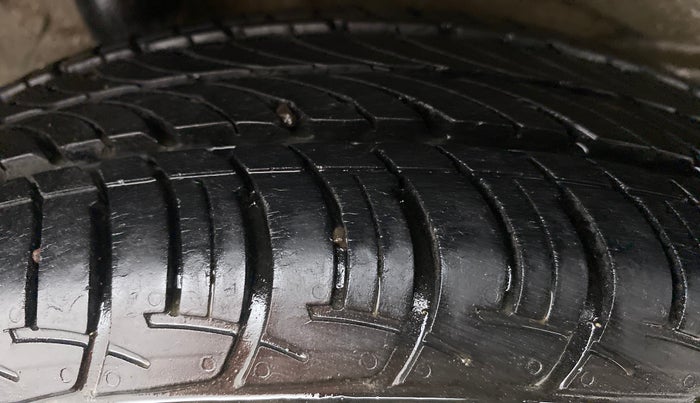 2019 Maruti New Wagon-R VXI (O) 1.0 AMT , Petrol, Automatic, 17,703 km, Right Rear Tyre Tread