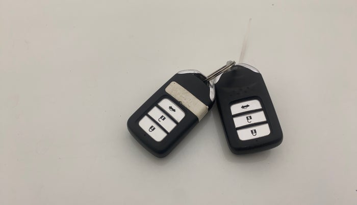 2019 Honda City 1.5L I-VTEC ZX CVT, Petrol, Automatic, 1,08,942 km, Key Close Up