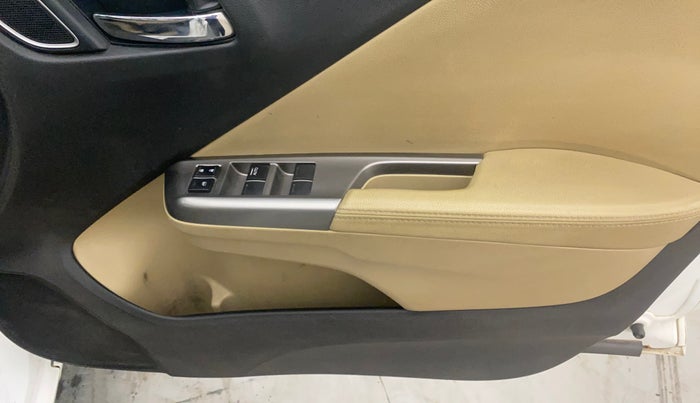 2019 Honda City 1.5L I-VTEC ZX CVT, Petrol, Automatic, 1,08,942 km, Driver Side Door Panels Control