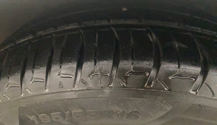 2019 Honda City 1.5L I-VTEC ZX CVT, Petrol, Automatic, 1,08,942 km, Right Front Tyre Tread