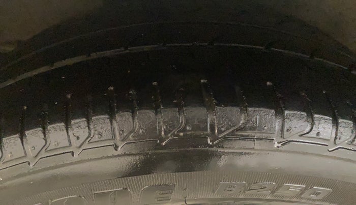 2019 Honda City 1.5L I-VTEC ZX CVT, Petrol, Automatic, 1,08,942 km, Right Rear Tyre Tread