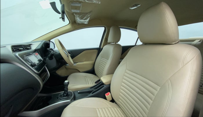 2015 Honda City V MT PETROL, Petrol, Manual, 80,094 km, Right Side Front Door Cabin
