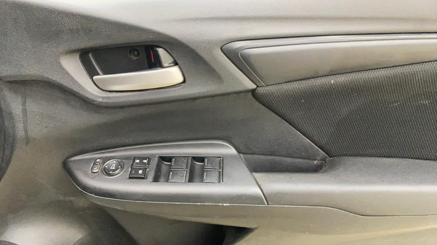 2019 Honda WR-V 1.2L I-VTEC S MT, Petrol, Manual, 74,041 km, Driver Side Door Panels Control