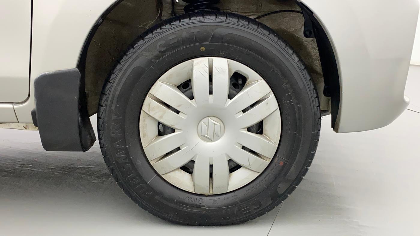 2019 Maruti Alto LXI, Petrol, Manual, 26,303 km, Right Front Wheel