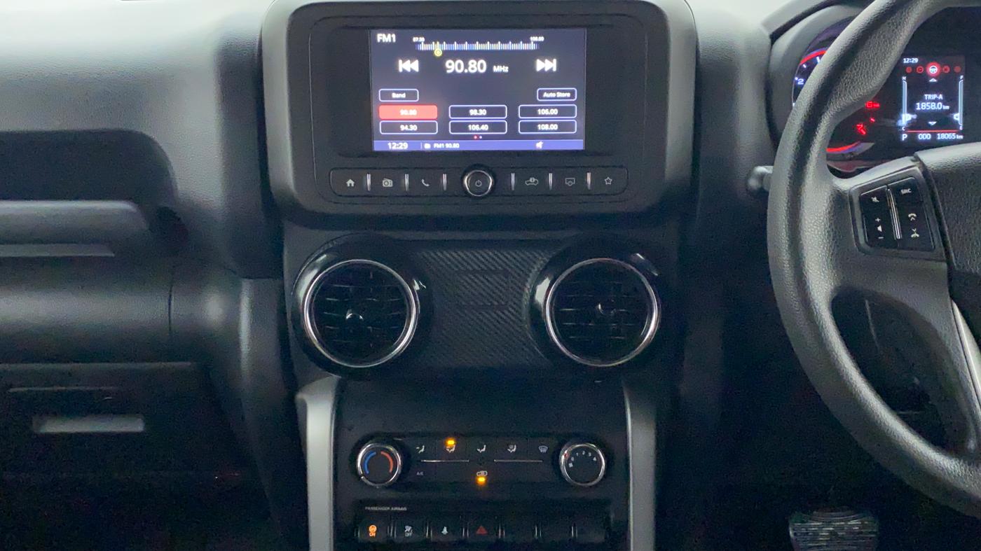 2021 Mahindra Thar LX  P 4WD AT CONVERTIBLE, Petrol, Automatic, 18,357 km, Air Conditioner
