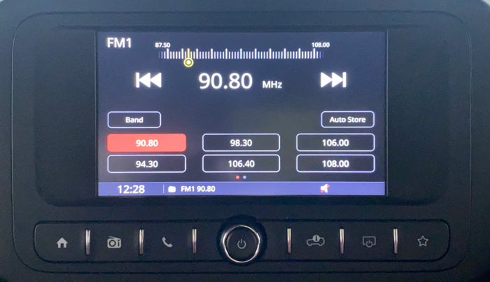 2021 Mahindra Thar LX  P 4WD AT CONVERTIBLE, Petrol, Automatic, 18,357 km, Infotainment System