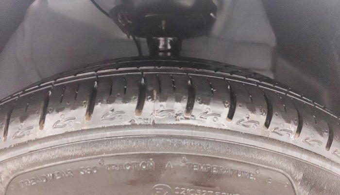 2025 Hyundai GRAND I10 NIOS SPORTZ 1.2 KAPPA VTVT, Petrol, Manual, 925 km, Right Front Tyre Tread