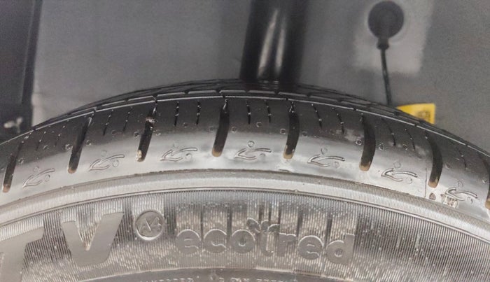 2025 Hyundai GRAND I10 NIOS SPORTZ 1.2 KAPPA VTVT, Petrol, Manual, 925 km, Right Rear Tyre Tread