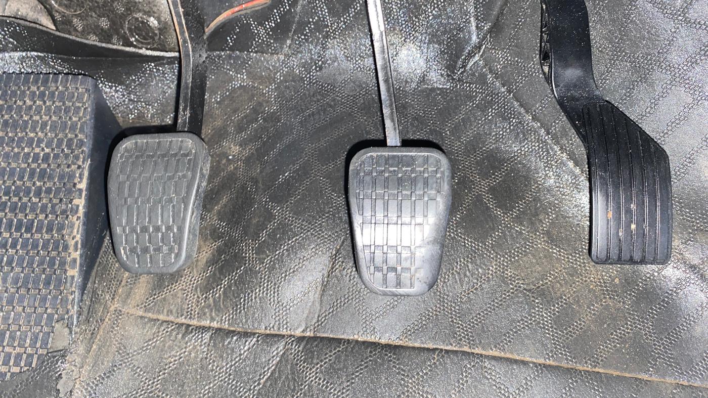 2023 Tata ALTROZ XE CNG, CNG, Manual, 65,622 km, Pedals
