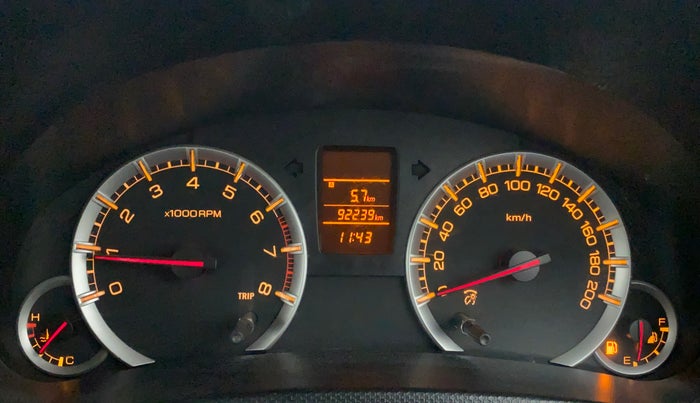 2013 Maruti Swift VXI, Petrol, Manual, 92,239 km, Odometer Image