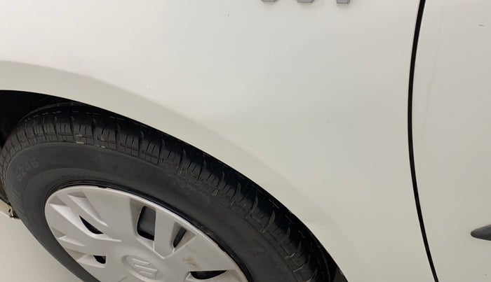2013 Maruti Swift VXI, Petrol, Manual, 92,239 km, Left fender - Slightly dented