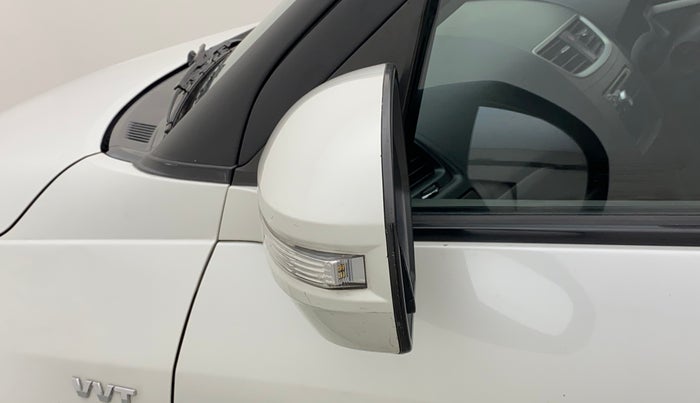 2013 Maruti Swift VXI, Petrol, Manual, 92,239 km, Left rear-view mirror - Mirror motor not working