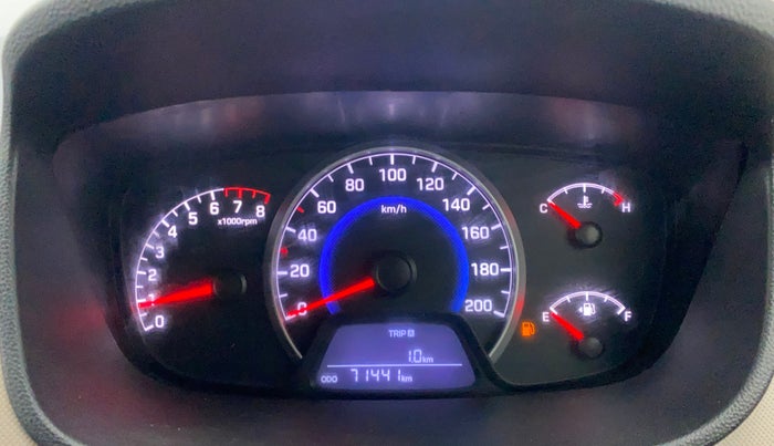 2015 Hyundai Grand i10 SPORTZ 1.2 KAPPA VTVT, Petrol, Manual, 71,440 km, Odometer Image