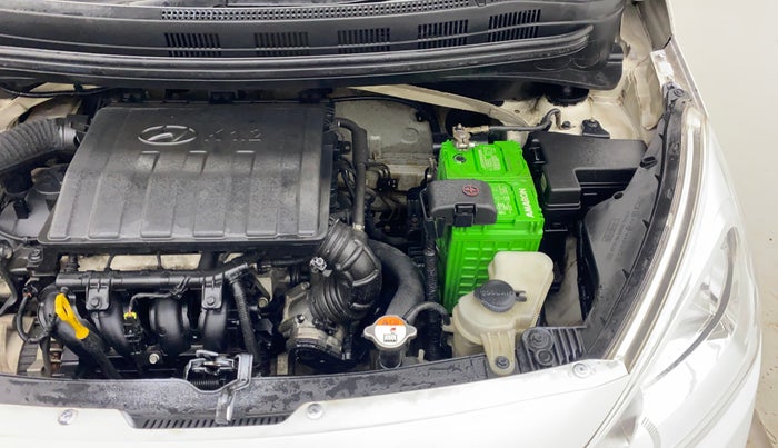 2015 Hyundai Grand i10 SPORTZ 1.2 KAPPA VTVT, Petrol, Manual, 71,440 km, Engine View - Left