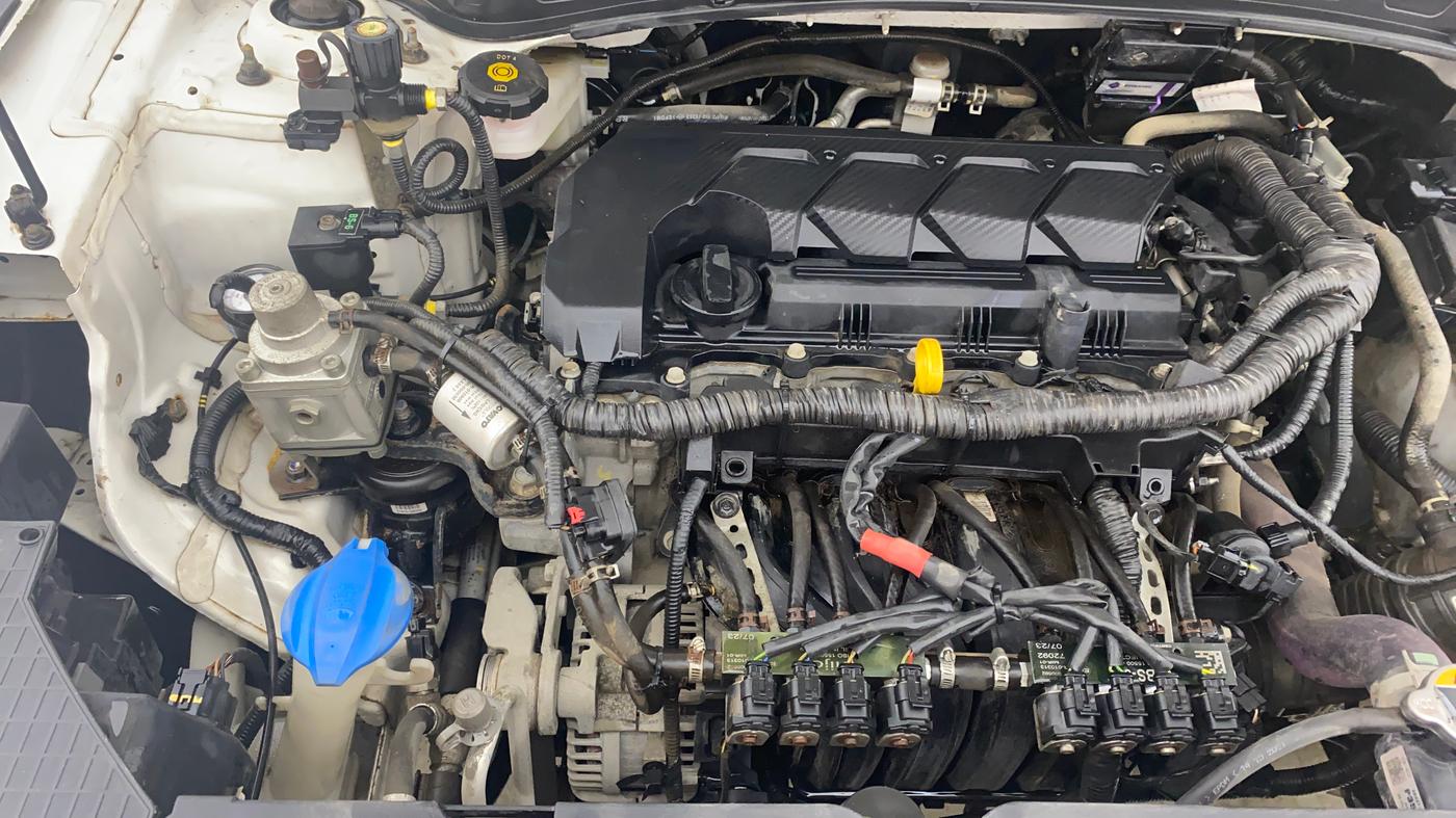 2021 KIA SELTOS HTE 1.5 PETROL, CNG, Manual, 24,050 km, Engine View - Right
