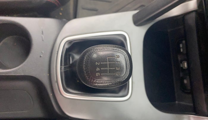 2021 KIA SELTOS HTE 1.5 PETROL, CNG, Manual, 24,050 km, Gear Lever