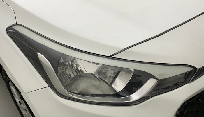 2015 Hyundai Elite i20 SPORTZ 1.2, Petrol, Manual, 36,594 km, Right headlight - Minor scratches