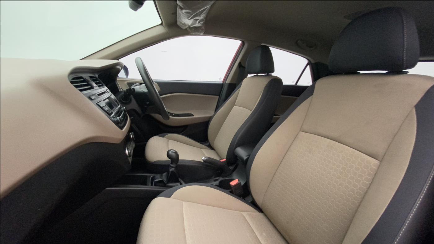 2015 Hyundai Elite i20 SPORTZ 1.2, Petrol, Manual, 40,060 km, Right Side Front Door Cabin