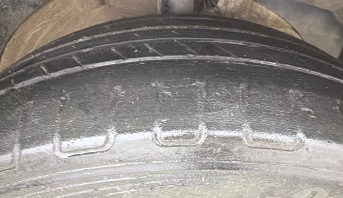 2023 MG HECTOR SHARP PRO 1.5 PETROL TURBO CVT PETROL, Petrol, Automatic, 34,830 km, Right Front Tyre Tread