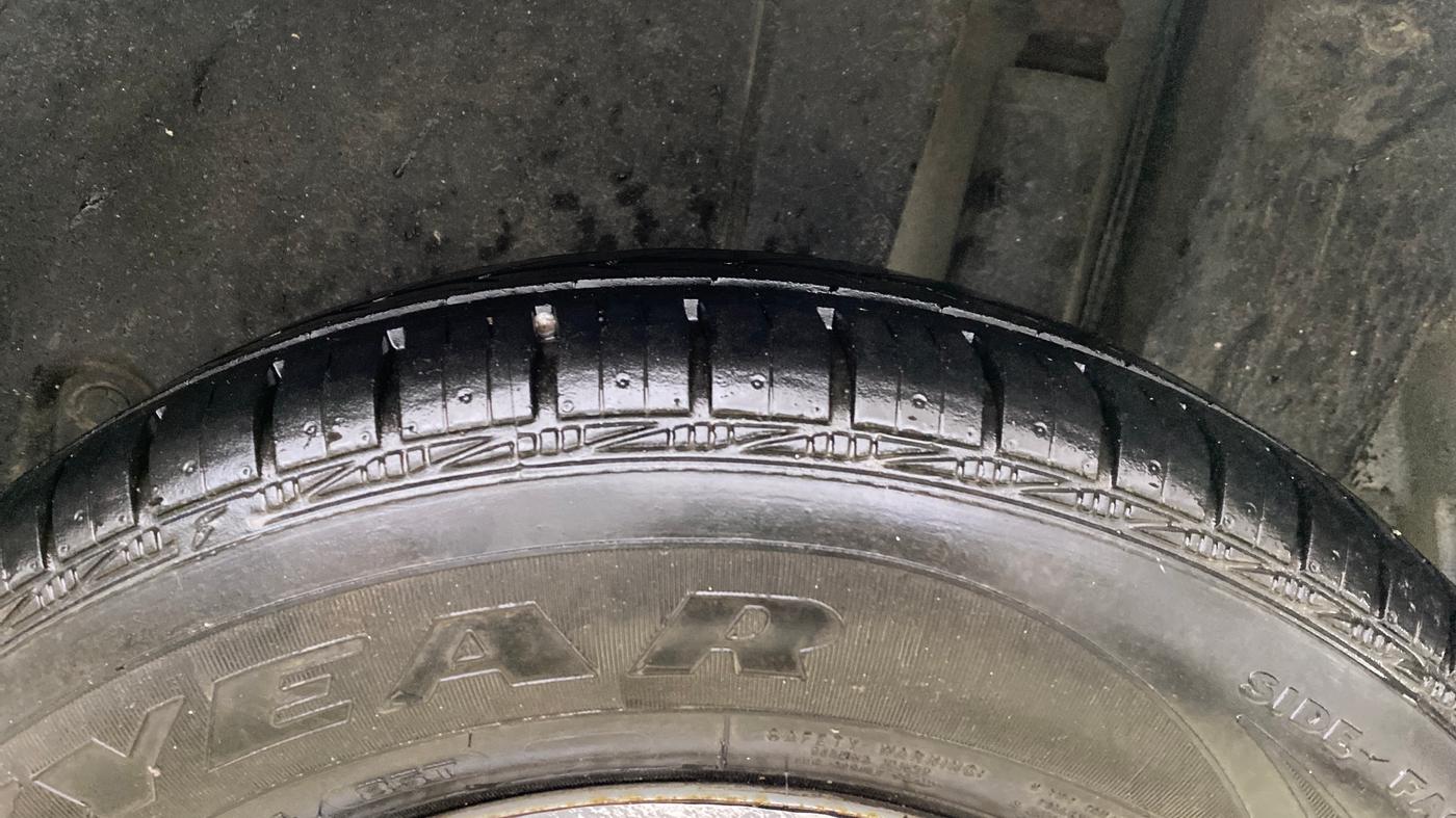 2016 Maruti Swift LXI, Petrol, Manual, 52,031 km, Left Rear Tyre Tread