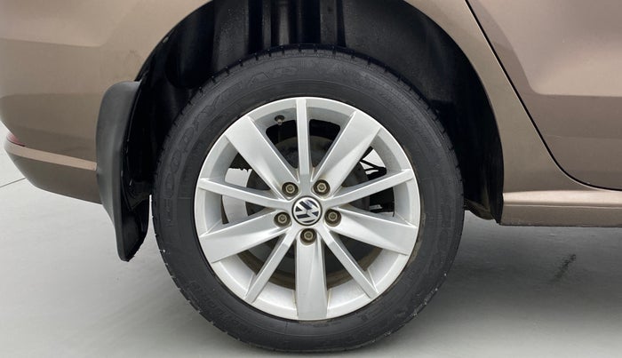 2016 Volkswagen Ameo HIGHLINE 1.2, Petrol, Manual, 56,952 km, Right Rear Wheel
