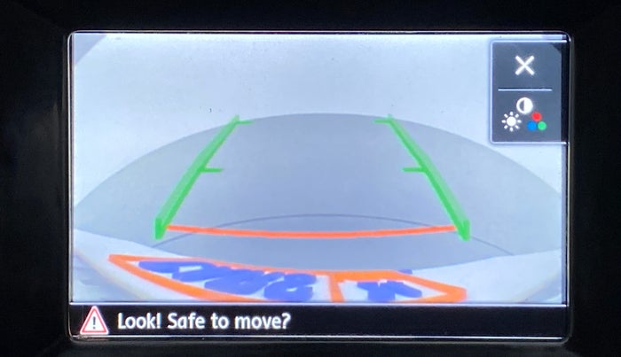 2016 Volkswagen Ameo HIGHLINE 1.2, Petrol, Manual, 56,952 km, Parking Camera