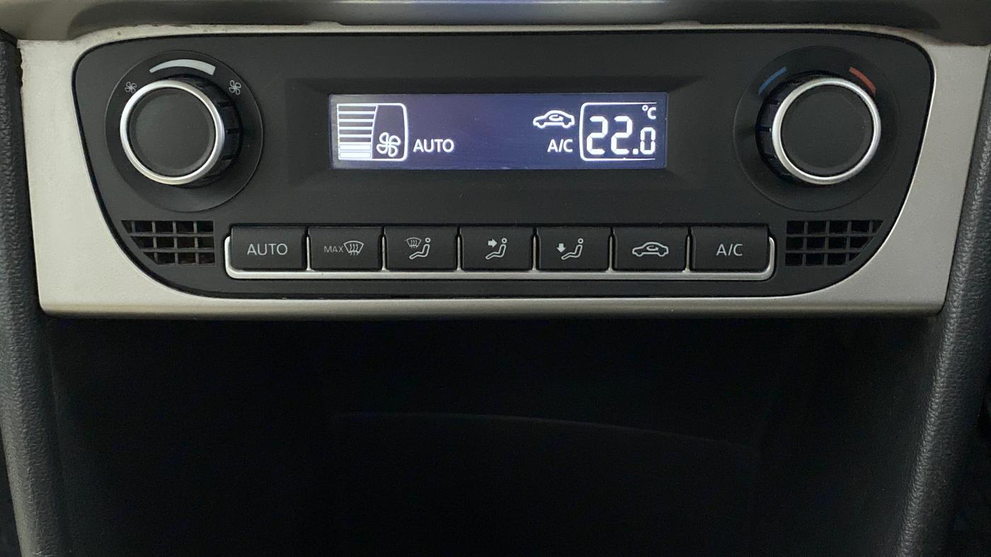 2016 Volkswagen Ameo HIGHLINE 1.2, Petrol, Manual, 56,952 km, Automatic Climate Control