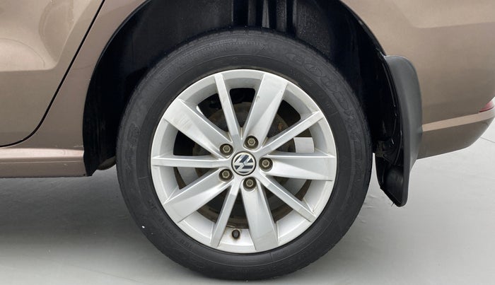 2016 Volkswagen Ameo HIGHLINE 1.2, Petrol, Manual, 56,952 km, Left Rear Wheel