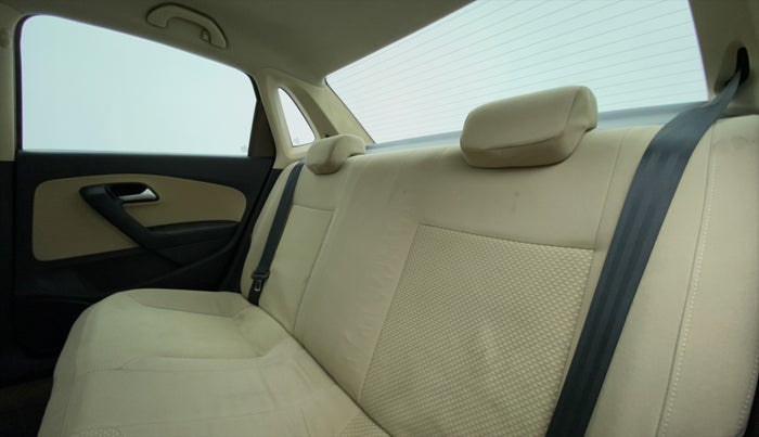 2016 Volkswagen Ameo HIGHLINE 1.2, Petrol, Manual, 56,952 km, Right Side Rear Door Cabin