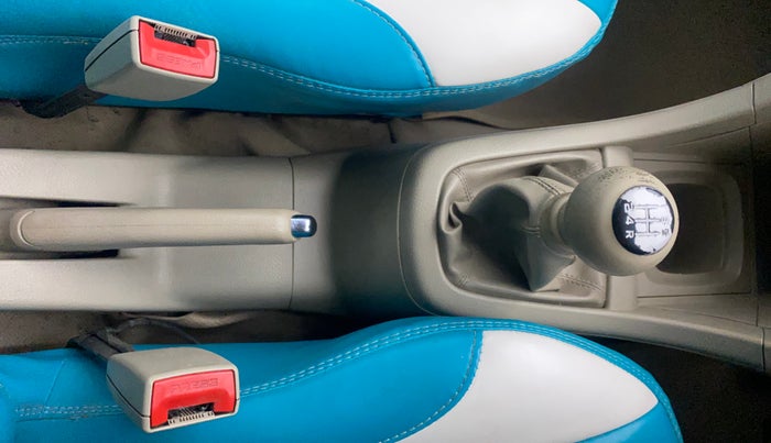 2015 Maruti Ertiga VXI, Petrol, Manual, 71,844 km, Gear Lever