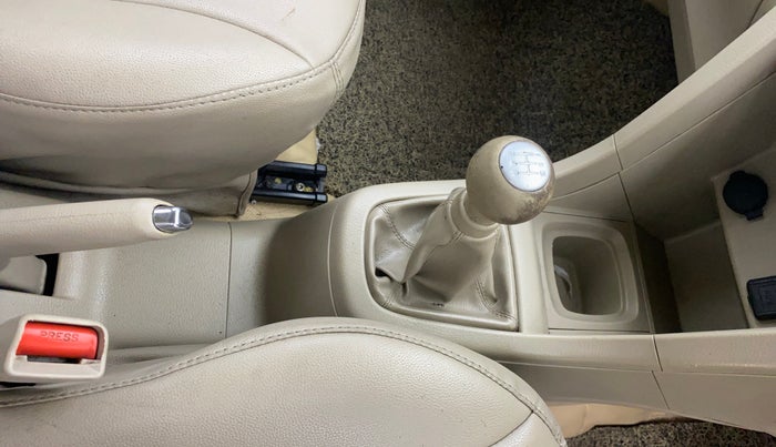 2017 Maruti Ertiga VXI, Petrol, Manual, 83,493 km, Gear Lever