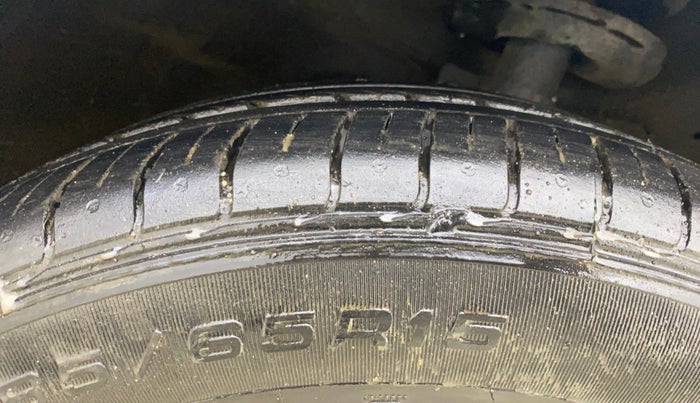 2017 Maruti Ertiga VXI, Petrol, Manual, 83,493 km, Right Front Tyre Tread