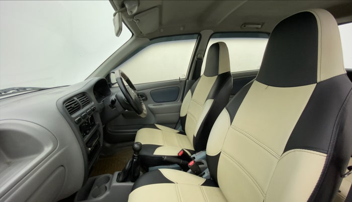2014 Maruti Alto K10 VXI P, Petrol, Manual, 39,097 km, Right Side Front Door Cabin