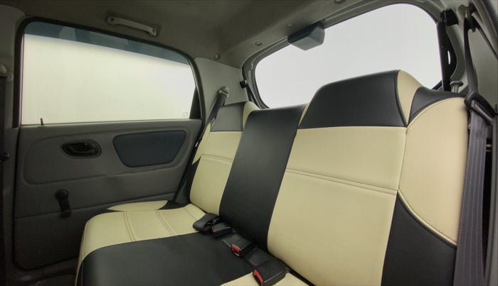 2014 Maruti Alto K10 VXI P, Petrol, Manual, 39,097 km, Right Side Rear Door Cabin