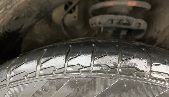 2021 KIA SELTOS HTX 1.5 PETROL, Petrol, Manual, 49,002 km, Right Front Tyre Tread