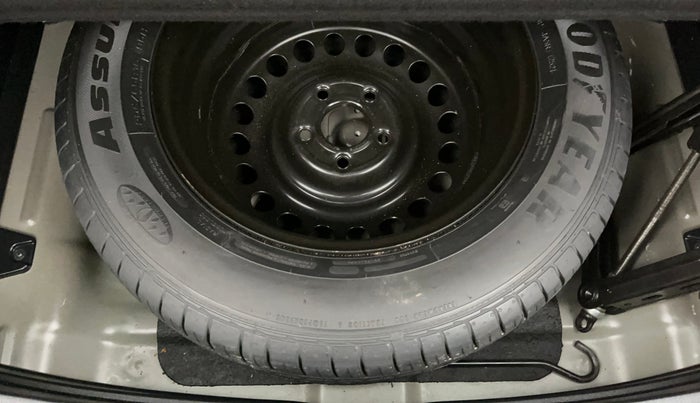 2021 KIA SELTOS HTX 1.5 PETROL, Petrol, Manual, 49,002 km, Spare Tyre