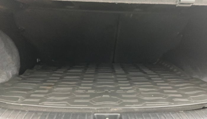 2021 KIA SELTOS HTX 1.5 PETROL, Petrol, Manual, 49,002 km, Boot Inside