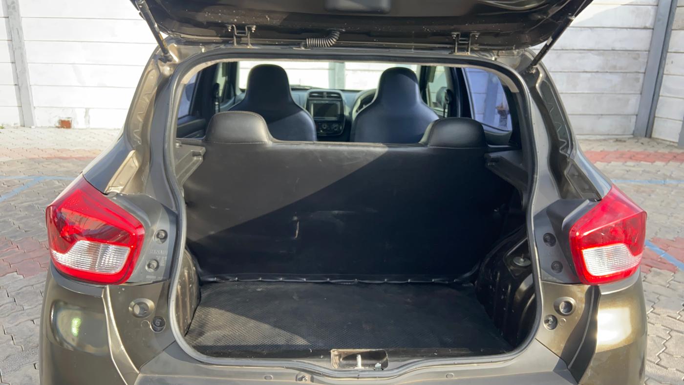 2019 Renault Kwid RXT 1.0 (O), Petrol, Manual, 81,394 km, Boot Inside
