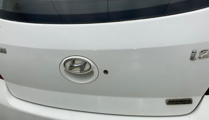 2011 Hyundai i20 MAGNA (O) 1.2, Petrol, Manual, 73,221 km, Dicky (Boot door) - Slightly dented