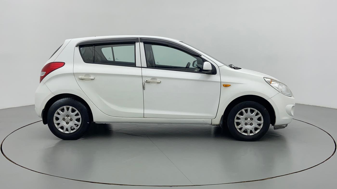 2011 Hyundai i20 MAGNA (O) 1.2, Petrol, Manual, 73,221 km, Right Side View