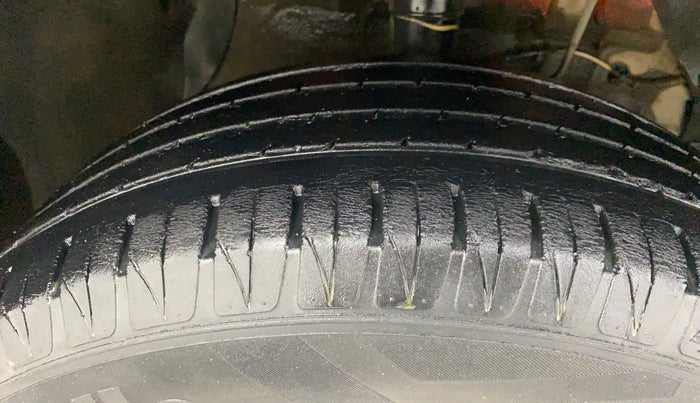 2020 Maruti Vitara Brezza ZXI PLUS, Petrol, Manual, 38,208 km, Right Front Tyre Tread