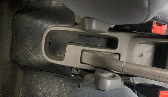 2013 Hyundai i10 MAGNA 1.2, Petrol, Manual, 71,405 km, Driver Side Adjustment Panel