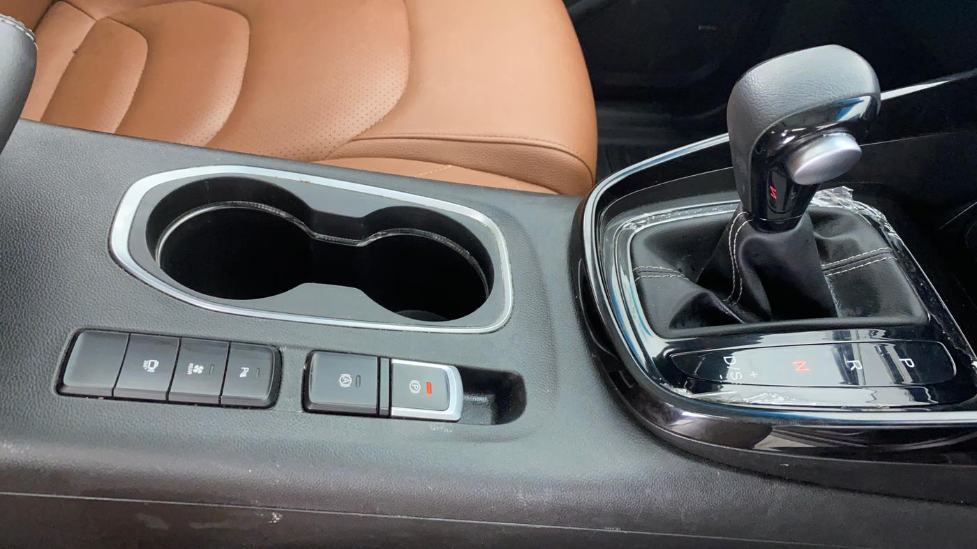 2020 MG HECTOR PLUS SHARP DCT, Petrol, Automatic, 34,287 km, Gear Lever